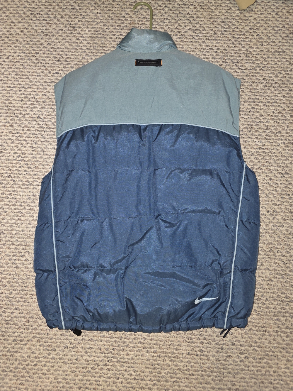 Nike ACG Two-Tone Blue Quilted Puffer Vest - Picture 4 of 6